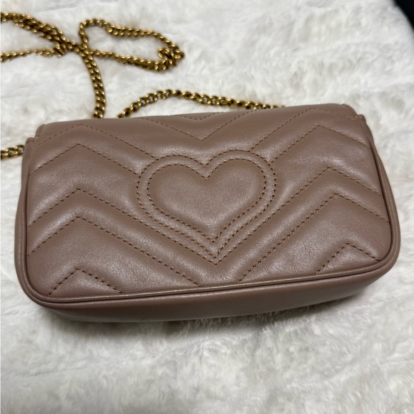 Authentic Gucci Marmont Mini Bag - Picture 2 of 5